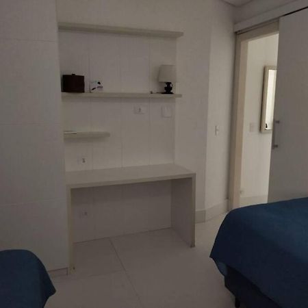 Apto De 3 Dorm De Frente Ao Mar Гуаружа Экстерьер фото